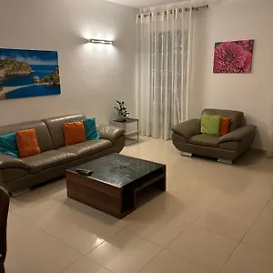https://apt-belmonte-flat.qawrahotelsmalta.org